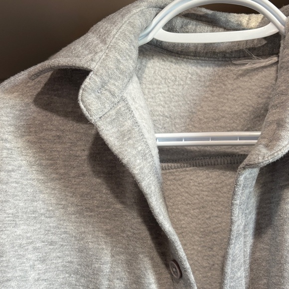 Oversized Gray Button-Up sweater - Picture 2 of 2